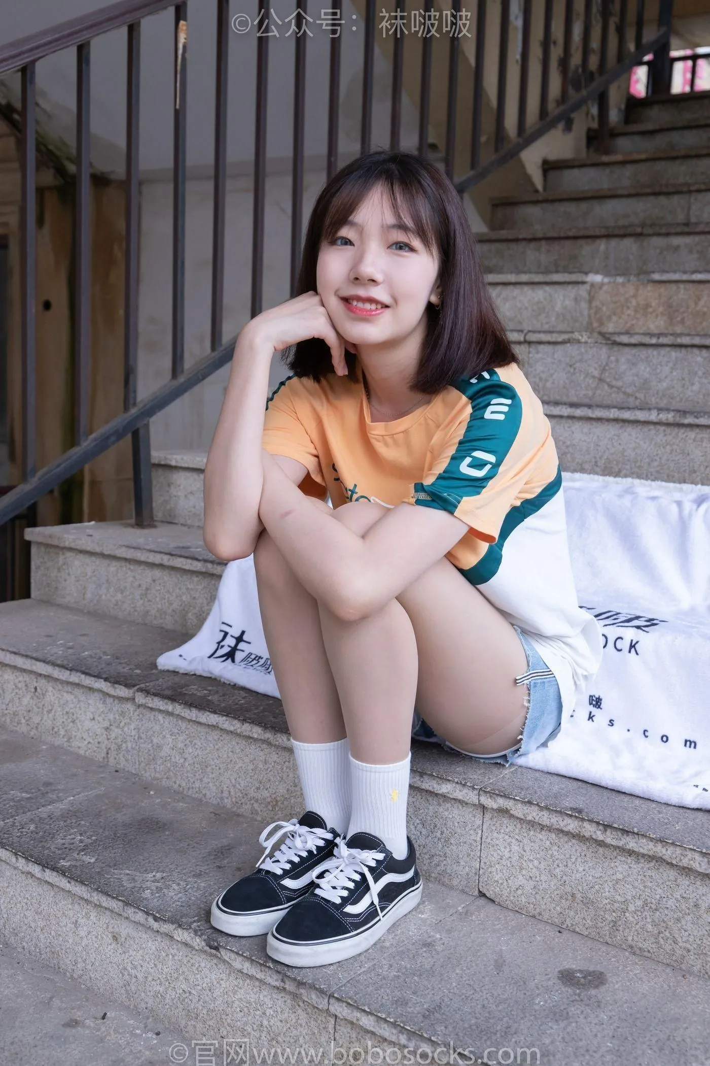 [BoBoSocks袜啵啵]NO.069 小甜豆-vans板鞋、白棉袜、肉丝 [135P]插图7